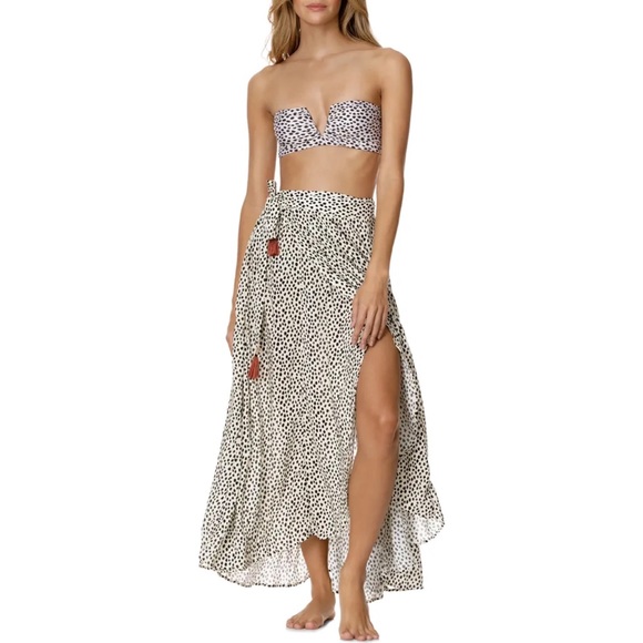 Maaji Convertible Dress • Skirt Ravenna in Black - Picture 2 of 10